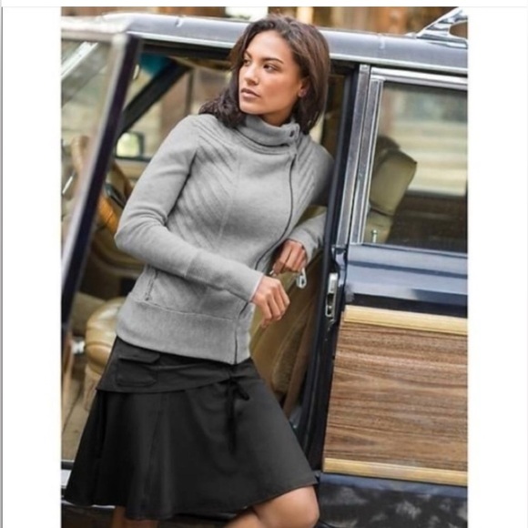 Athleta Wherever Skort - Picture 2 of 11